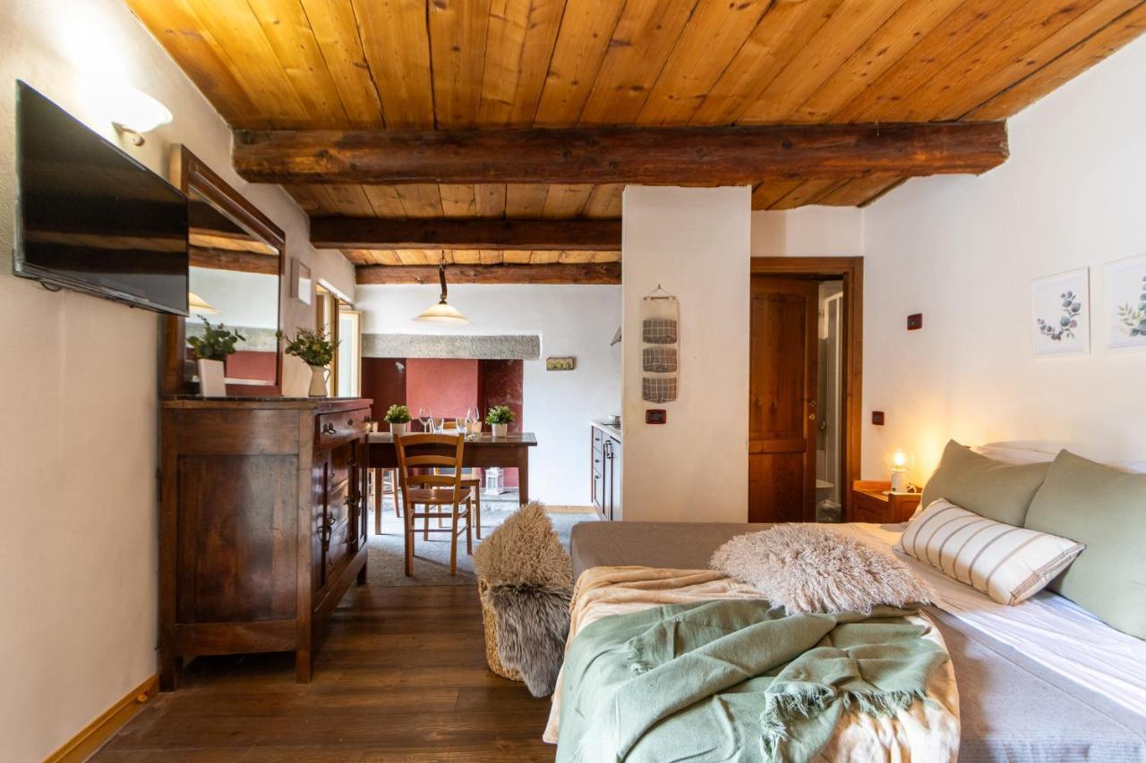 Stay5Vie: Incantevole Monolocale/Balcone/Borgo Domodossola Exterior photo